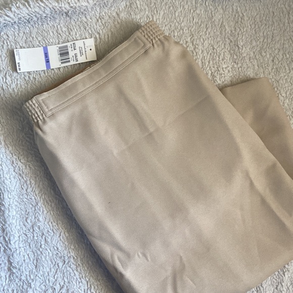 Ladies Alfred Dunner Suiting Skirt - Picture 6 of 7